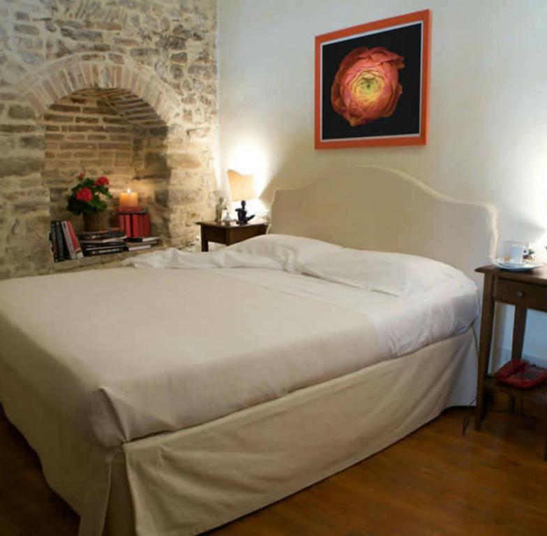 Locanda Spirito Divino Беванья Экстерьер фото